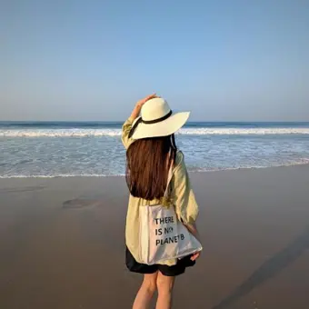 There is no planet b-Tote